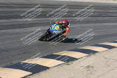 media/Jan-16-2026-CVMA Friday Practice (Fri) [[6f2bf47531]]/5-Racer 4-Trackday1/Session 2 (Bowl)/